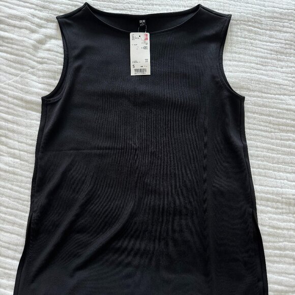 ✨ UNIQLO Sleeveless Top Brand New with Tags! ✨ - Picture 3 of 9